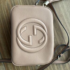 Gucci soho disco bag in camellia beige